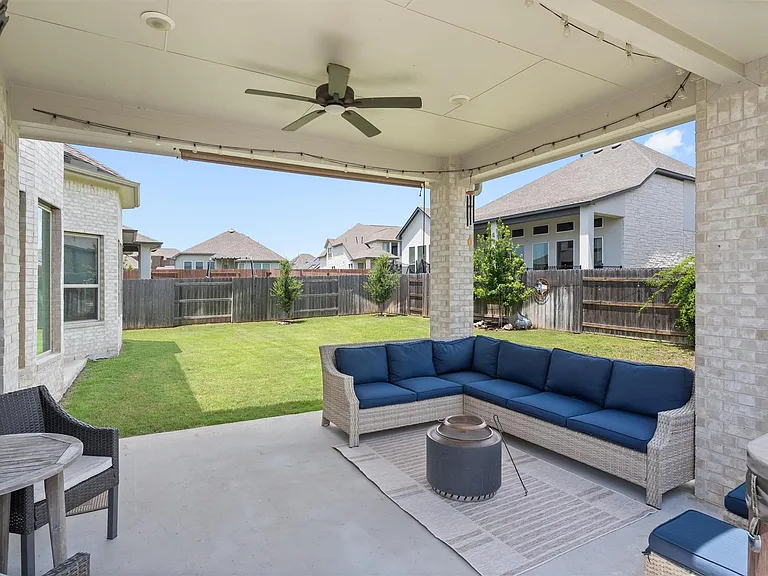 209 Rio Ranchero Rd — Photo 32