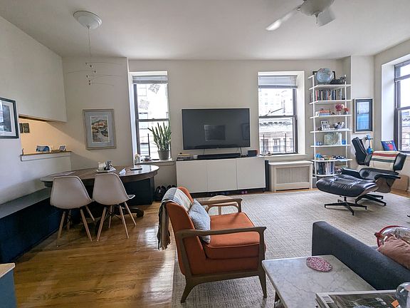 4th image of 60 W 75th St APT 5A