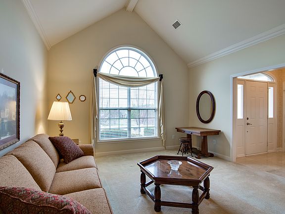 3rd image of 7131 Sunrise Cir