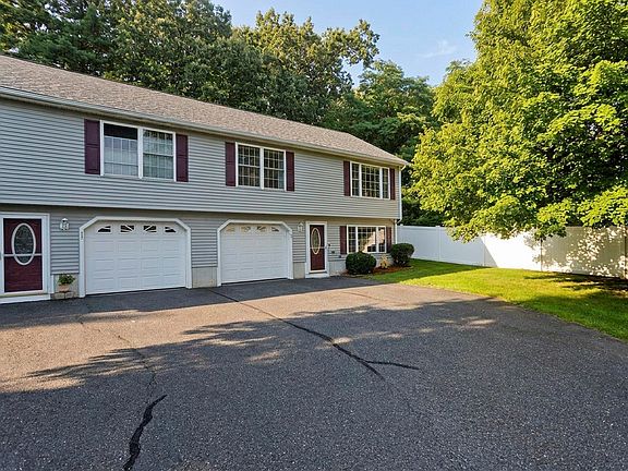 2nd image of 55 Pinecrest Dr
