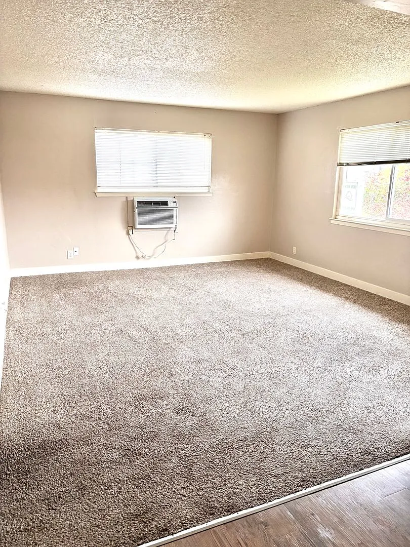 Building Photo - 7444 Tiara Way