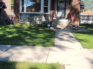 12217 S La Salle St, Chicago, IL