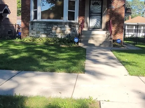 12217 S La Salle St, Chicago, IL 60628