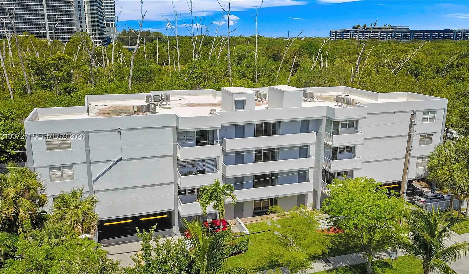 Eastern Parkview Condo — Photo 1