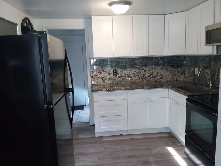 520 NW 26th Ave — Photo 15