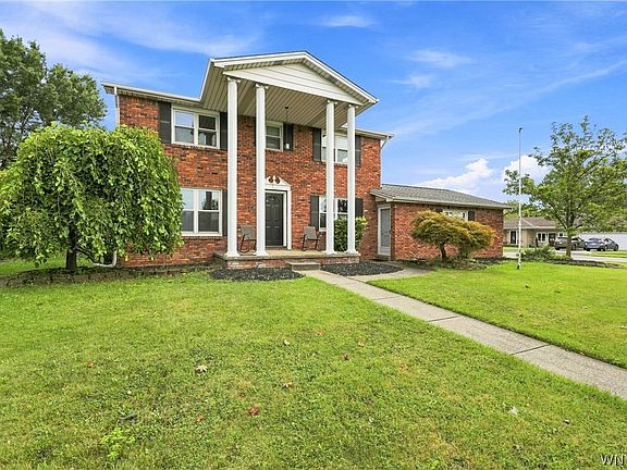 4th image of 102 Lou Dr
