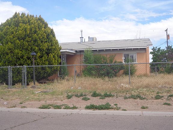 2nd image of 3940 Las Vegas Dr SW