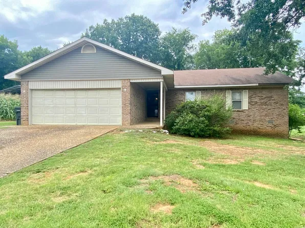 8906 Shiloh Dr, Mabelvale, AR 72103
