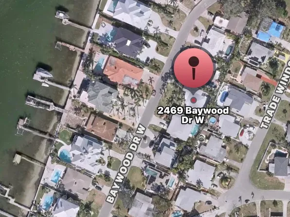 2469 W Baywood Dr Drive W, Dunedin, FL 34698
