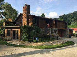 5896 Hurricane Rd, Pikeville, KY 41501