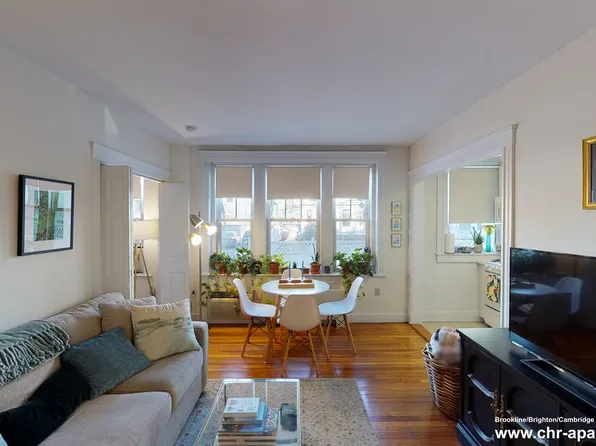 3 Langdon St APT 32, Cambridge, MA 02138