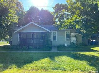 221 Almon St, Howell, MI 48843
