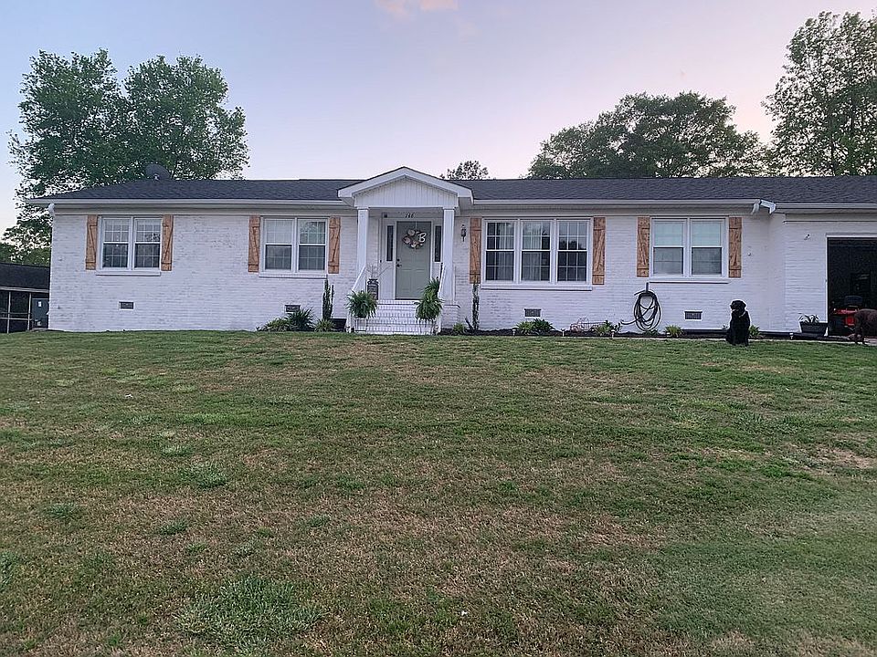 1st image of 146 Oak Park Dr