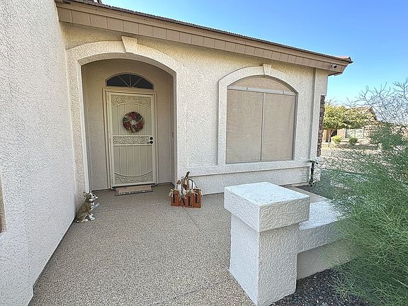 3rd image of 1090 E Monte Ave #126