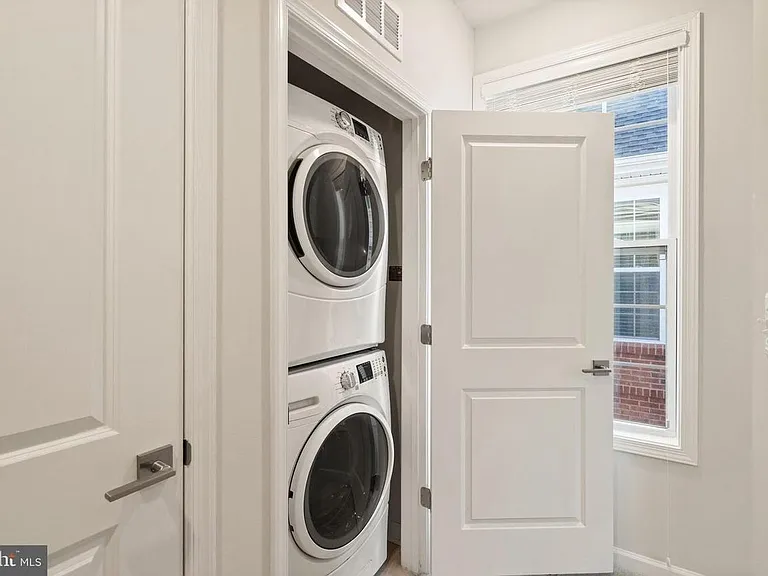 23257 Southdown Manor Ter #101 — Photo 15
