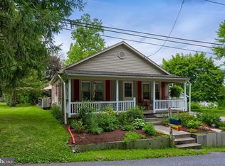 231 S Market St, Newmanstown, PA 17073