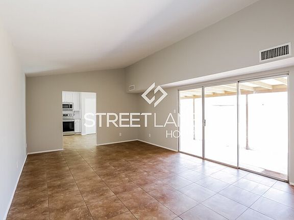 5th image of 4125 N 106th Dr