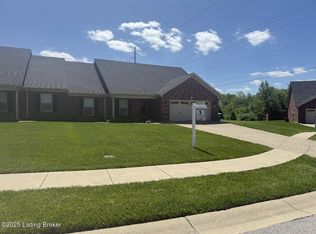 141 Dogwood Villa Dr, Shelbyville, KY 40065