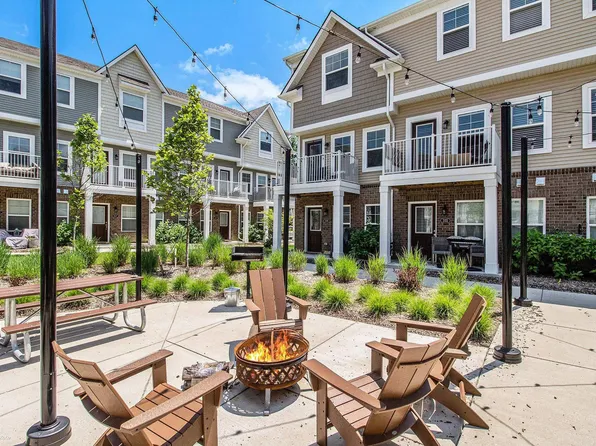 209 Katie Ln, Brighton, MI 48116