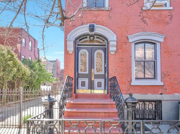 273 5th Street image 5 of 16