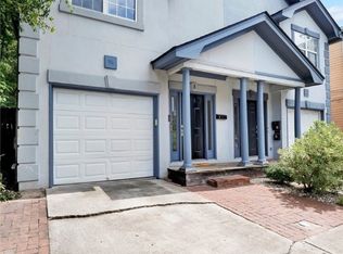 8 E 33rd St, Savannah, GA 31401