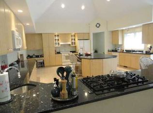 71 The Hunt Cir, Mashpee, MA 02649