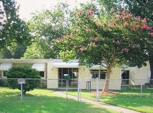 705 Stalham Rd, Chesapeake, VA 23325