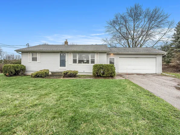 1324 Four Mile Rd NW, Grand Rapids, MI 49544