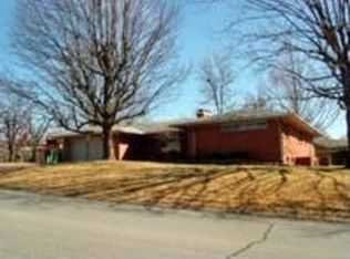 902 Murphy Blvd, Joplin, MO 64804