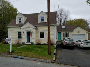 37 Barton Ave, Warwick, RI 02889