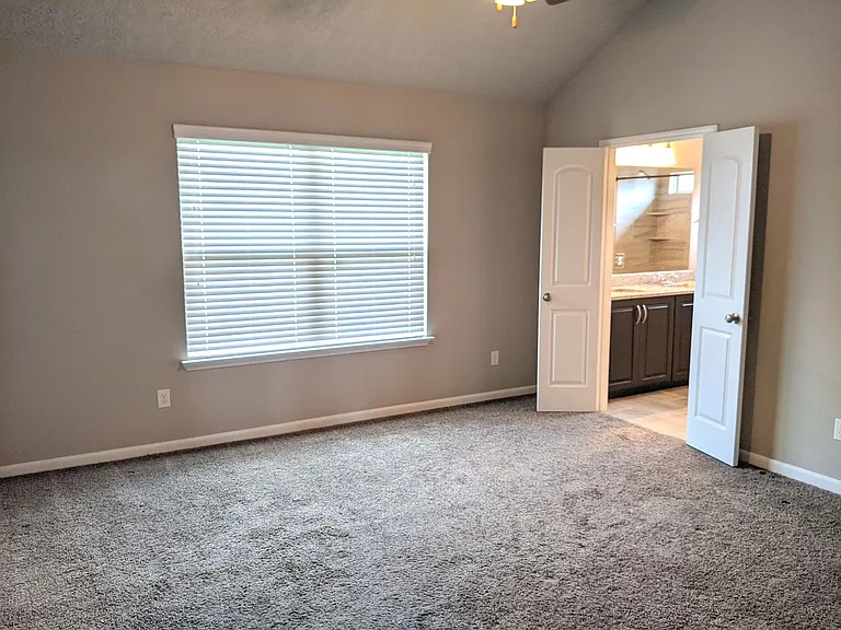 2040 Sorrento Ct — Photo 12