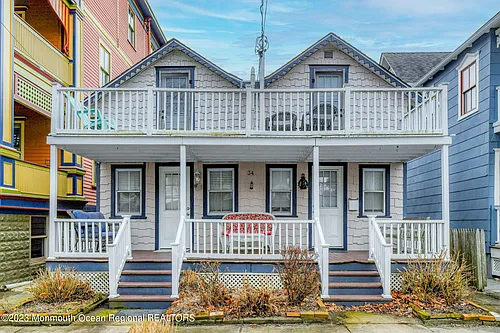34 Webb Ave E #EAST SIDE Photo 1 34 Webb Ave E #EAST SIDE Photo 1