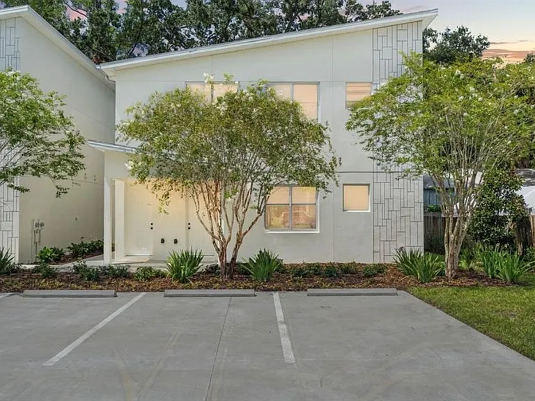 4206 N Manhattan Ave #2 — Photo 1