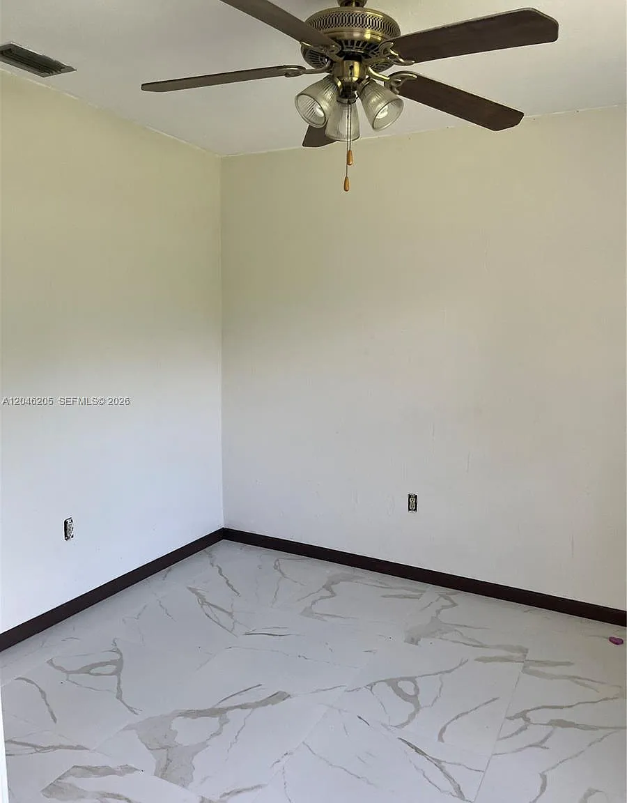 Ives Estates Sec 1 — Photo 4