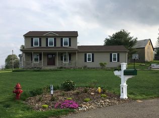 810 Walnut Ridge St NW, Bolivar, OH 44612