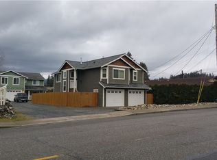 109 E Pioneer St, Granite Falls, WA 98252