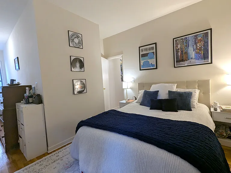 580 Amsterdam Ave #5A — Photo 2