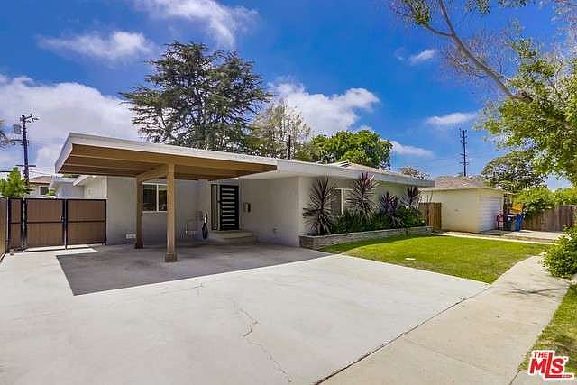 1st image of 3611 Corinth Ave