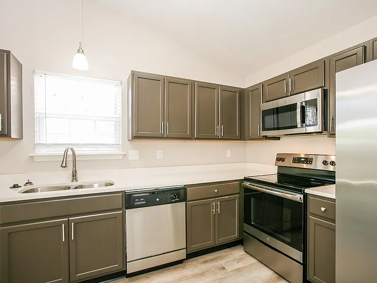 6114 King Lear Ct — Photo 6