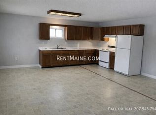 28 Congress St #4, Old Town, ME 04468