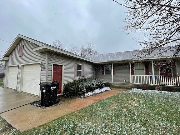 4th image of 4704 36th St SW