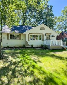 24407 Westwood Rd, Westlake, OH, 44145