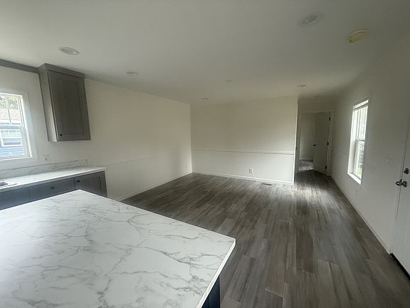 2nd image of 3133 S Dingle Dr