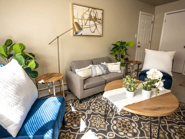 1660 Moore Ave APT 52