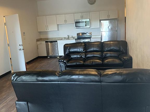2nd image of 221 Washington St #2