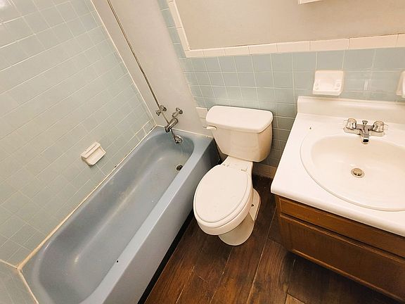 5th image of 1646 Pulte St Unit 4