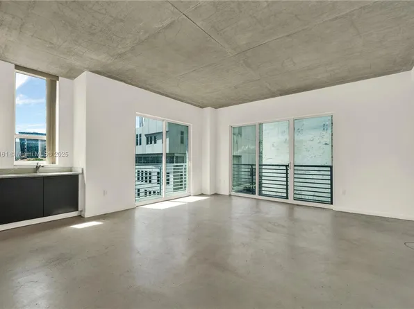 234 NE 3rd St APT 601, Miami, FL 33132