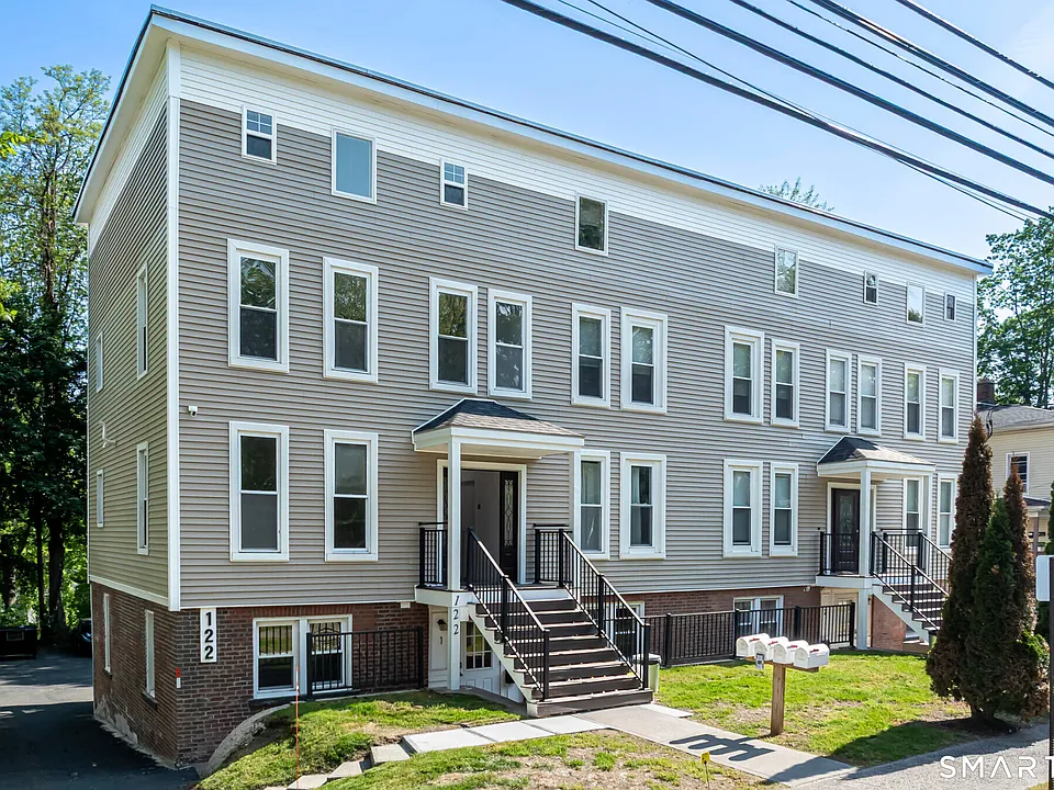122 High St #5