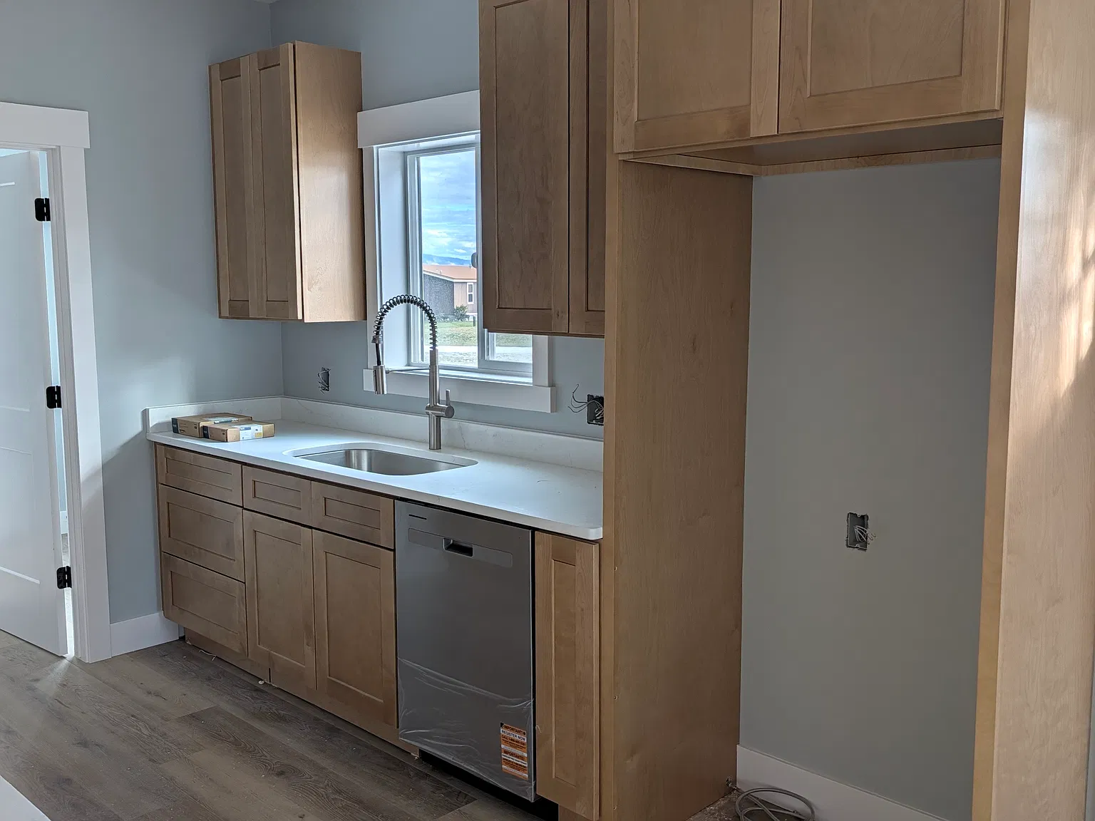 3 bed, 1344 sqft, $2,400 — Photo 4