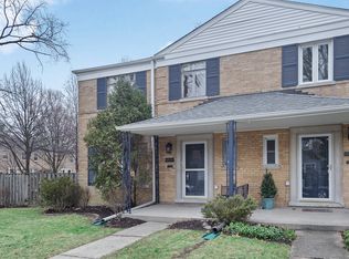 1927 Grant St, Evanston, IL 60201